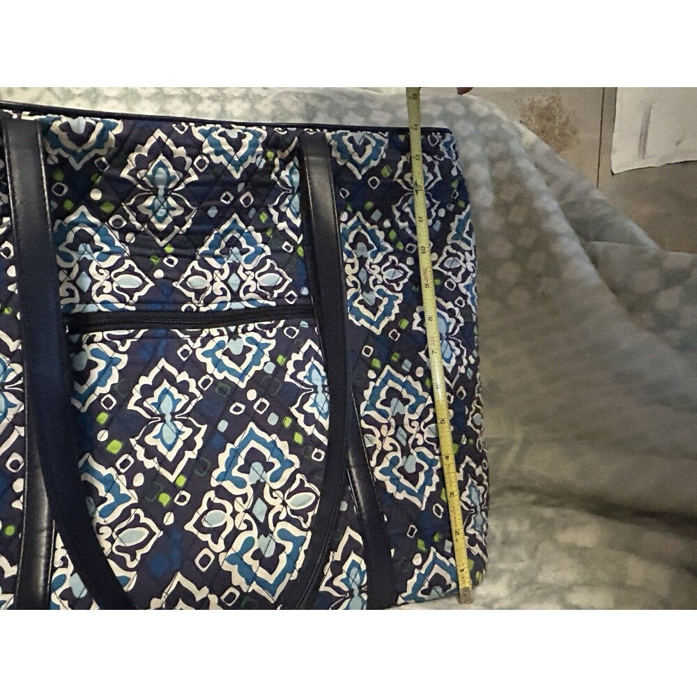Vera Bradley Large Tote Bag Retired Bluebird Pattern - Picture 6 of 8